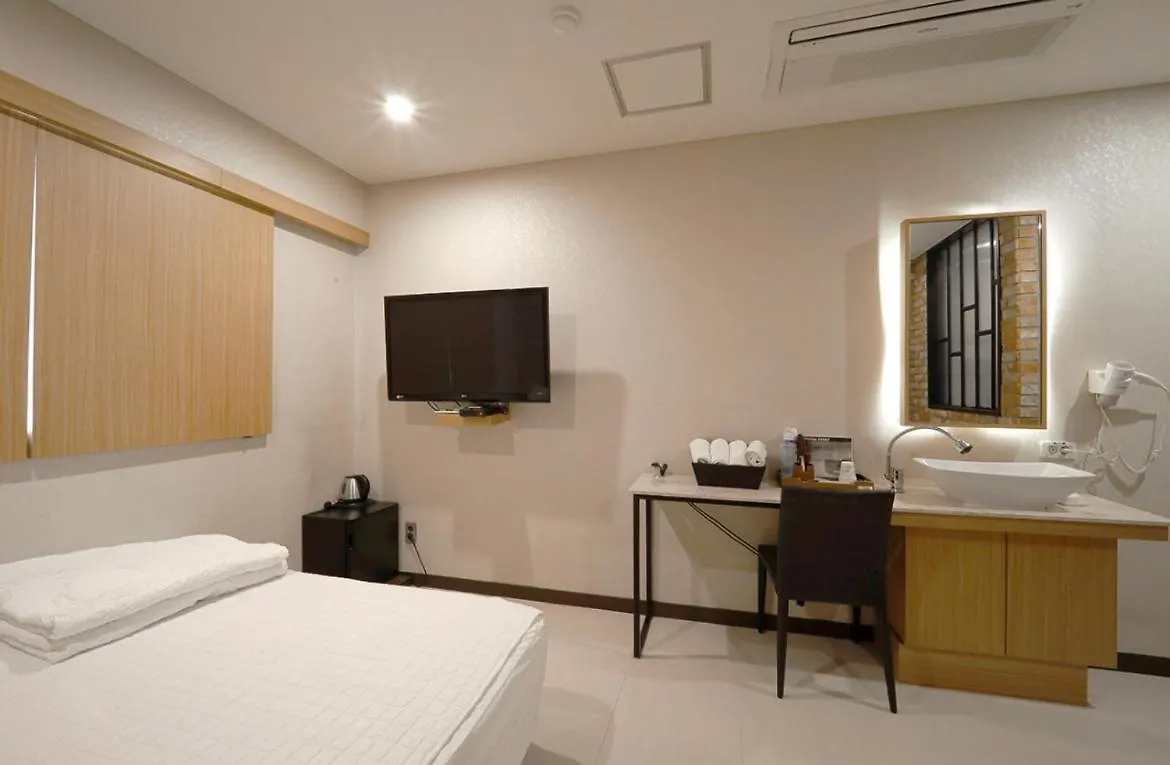 Nampo Comma Hotel Busan