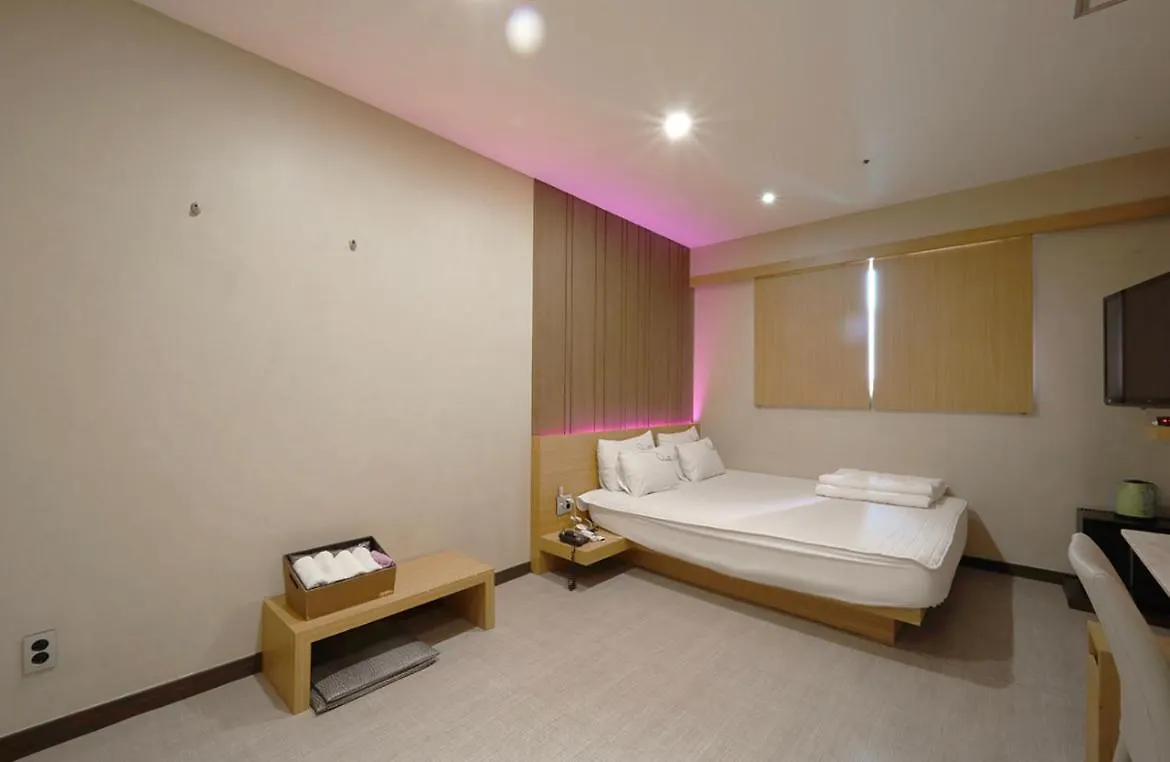 Nampo Comma Hotel Busan
